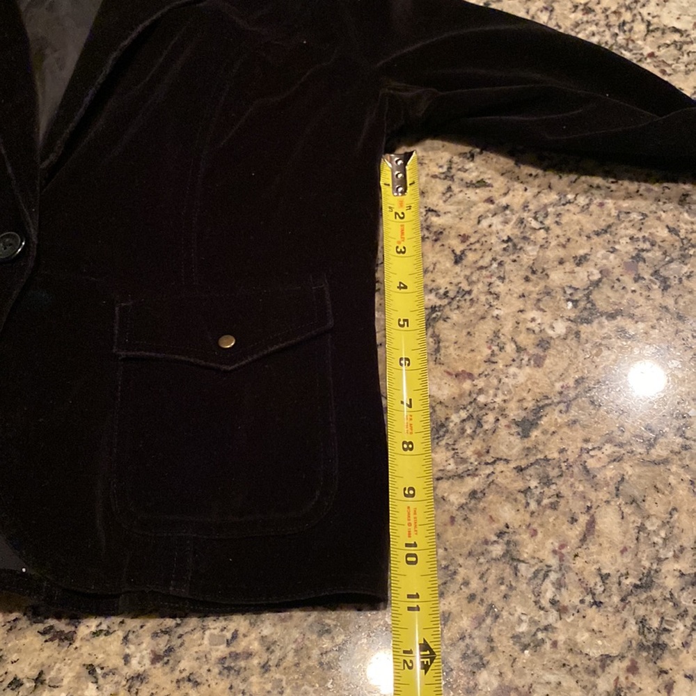 21:08 -  AT ⭐️ LAST  Fitted Velvet Like Jacket - Picture 10 of 14